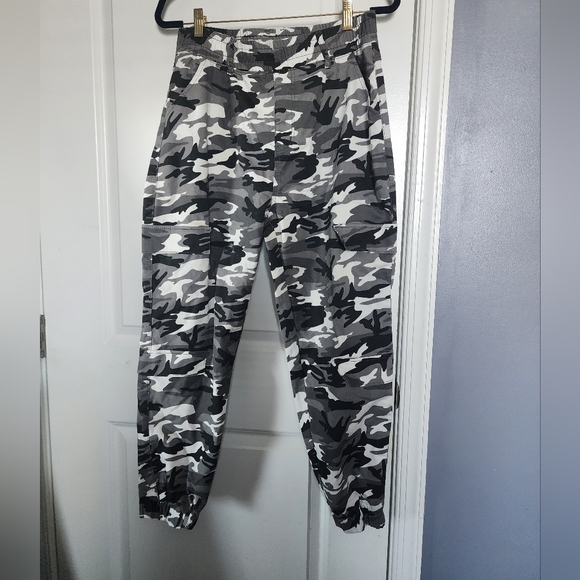 VIP Pants & Jumpsuits Army Fatigue Camo Cargo Jogger Pants Poshmark